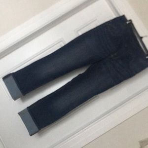 Rock & Republic Women’s cuffed jeggings. Size 14